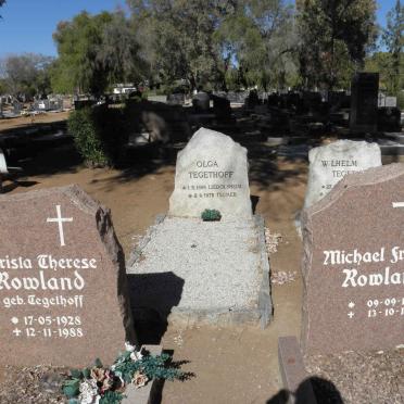 ROWLAND Michael Francis 1925-1994 &amp; Christa Therese TEGETHOFF 1928-1988