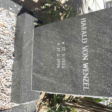 WENZEL Harald, von 1924-1996 &amp; Barbel SCHULZE 1935-1988 :: SCHULZE Charlotte 1911-2001