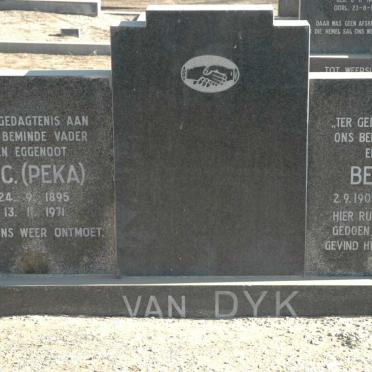 DYK J.C., van 1895-1971 &amp; Beatrix 1906-1988