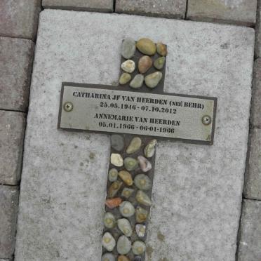 HEERDEN Catharina J.F., van nee BEHR 1946-2012 :: VAN HEERDEN Annemarie 1966-1966