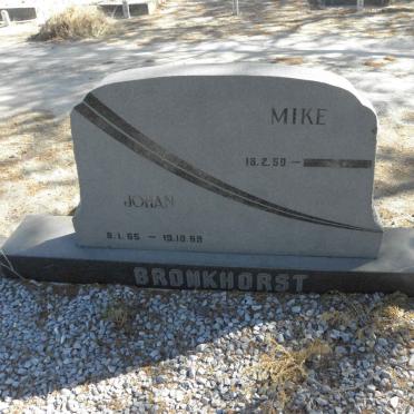 BRONKHORST Mike 1950- :: BRONKHORST Johan 1965-1969