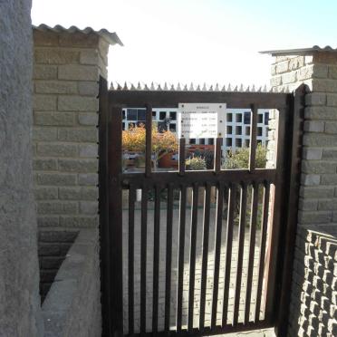 1. Entrance / Ingang