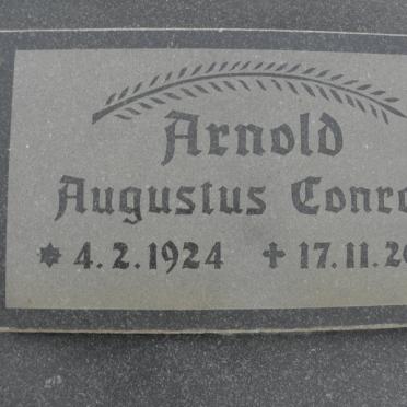 ARNOLD Augustus Conrad 1924-2002 :: ARNOLD Anna Magdalena 1923-1993 :: ARNOLD Marie 1946-1990