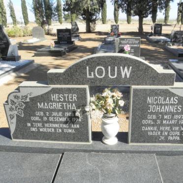 LOUW Nicolaas Johannes 1897-1981 &amp; Hester Magrietha 1908-1994