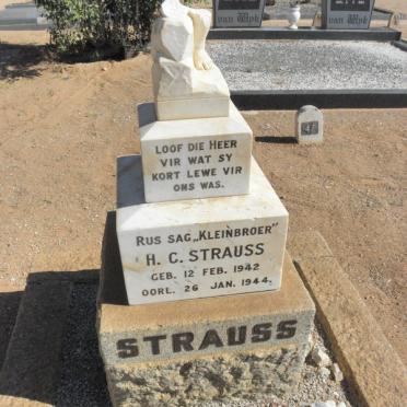 STRAUSS H.C. 1942-1944
