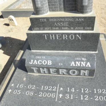 T - Vanne :: Surnames - T
