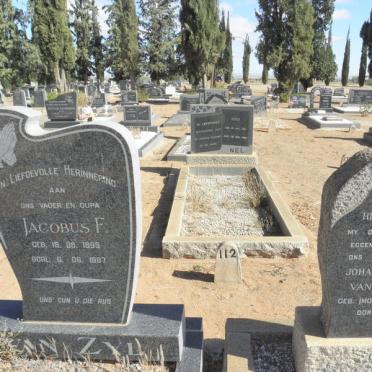 ZYL Jacobus F., van 1895-1987 &amp; Johanna C. MOOLMAN 1900-1968