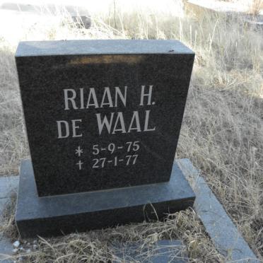 WAAL Riaan H., de 1975-1977