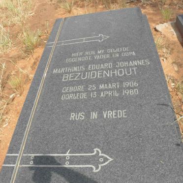 BEZUIDENHOUT Marthinus Eduard Johannes 1906-1980