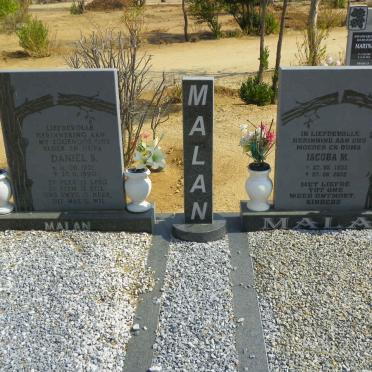 MALAN Daniel S. 1921-1990 &amp; Jacoba M. 1933-2002