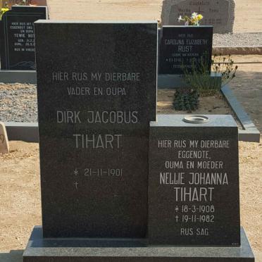 TIHART Dirk Jacobus 1901- &amp; Nellie Johanna 1908-1982