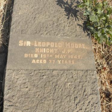 MOORE Leopold -1945