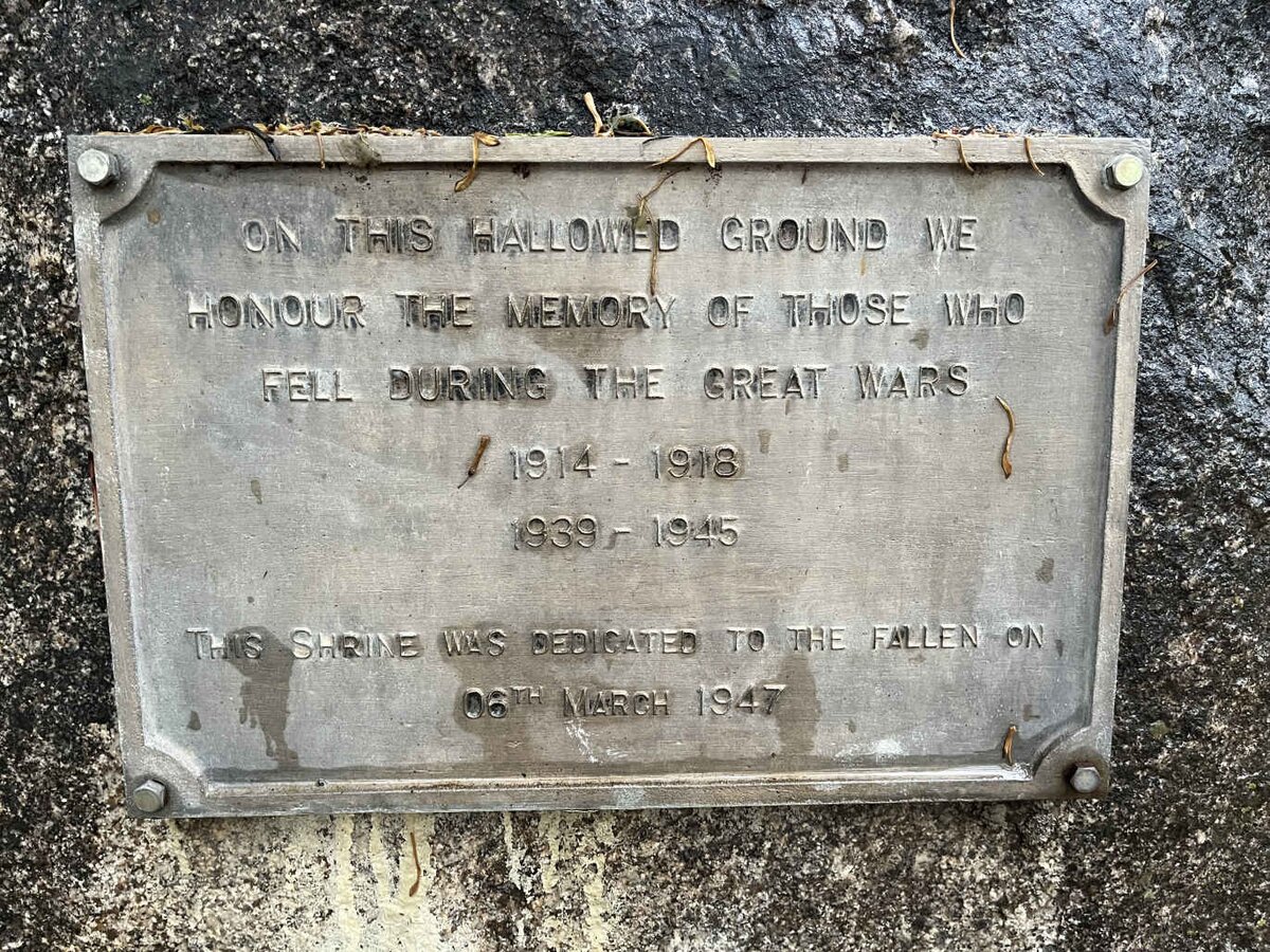 07. Memorial Shrine: Plaque