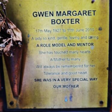 BOXTER Gwen Margaret 1927-2010