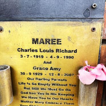 MAREE Charles Louis Richard 1919-1990 & Grace Amy 1929-2007